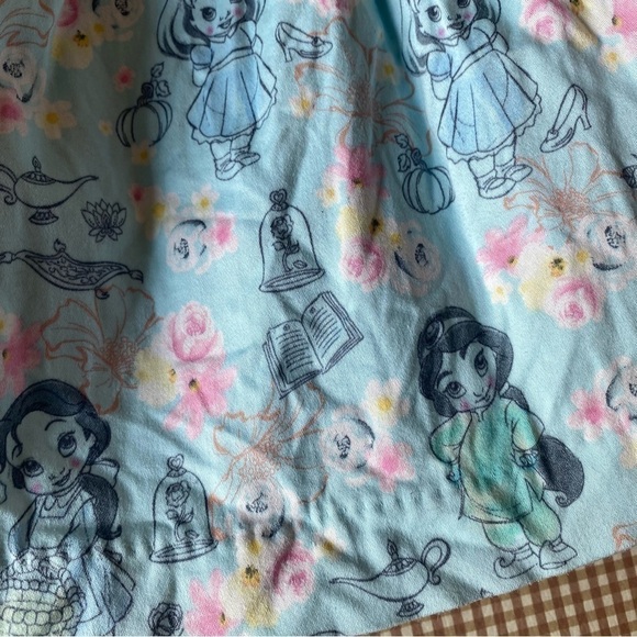 Disney Animators Belle, Jasmine, Cinderella dress. Size 2T - Picture 10 of 16